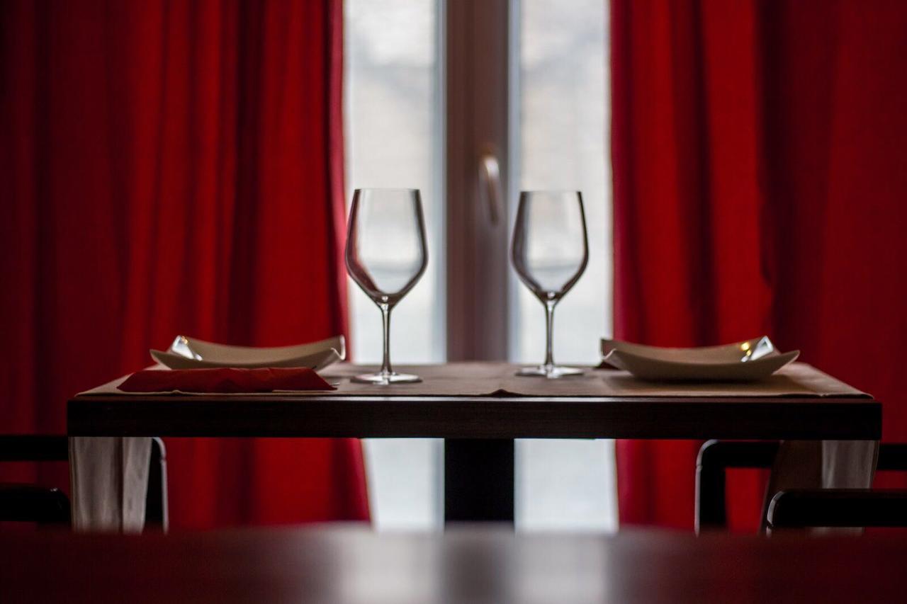 Hotel Forty Two ザグレブ エクステリア 写真
